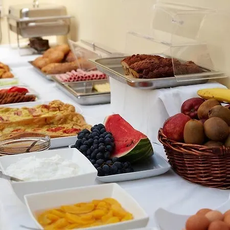 Aparthotel Pearl Seabreeze 4*