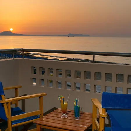 Aparthotel Pearl Seabreeze 4*