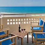 Pearl Seabreeze Aparthotel