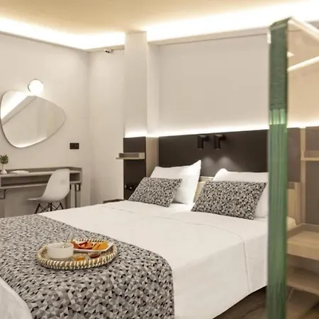 Pearl Seabreeze Aparthotel Rethymno (Crete)