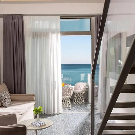 Aparthotel Pearl Seabreeze 3*