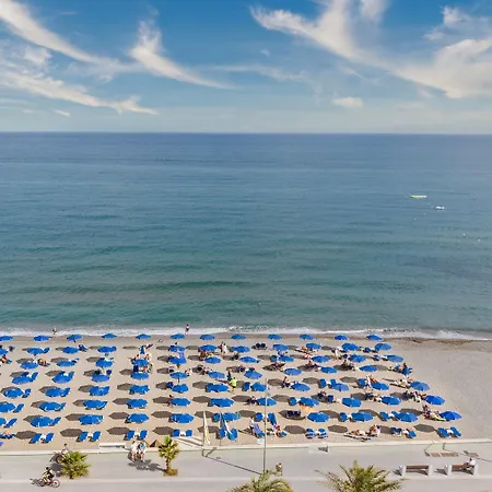 Apartmanhotel Pearl Seabreeze 3*