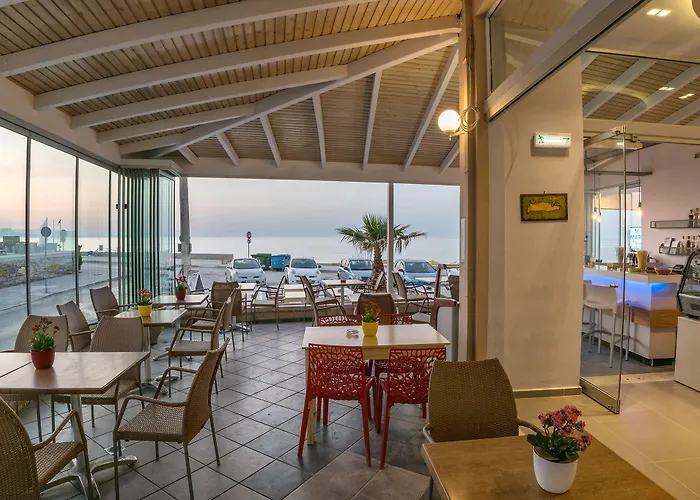 Pearl Seabreeze Aparthotel